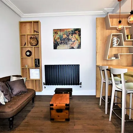 Ivy House - Your شقة